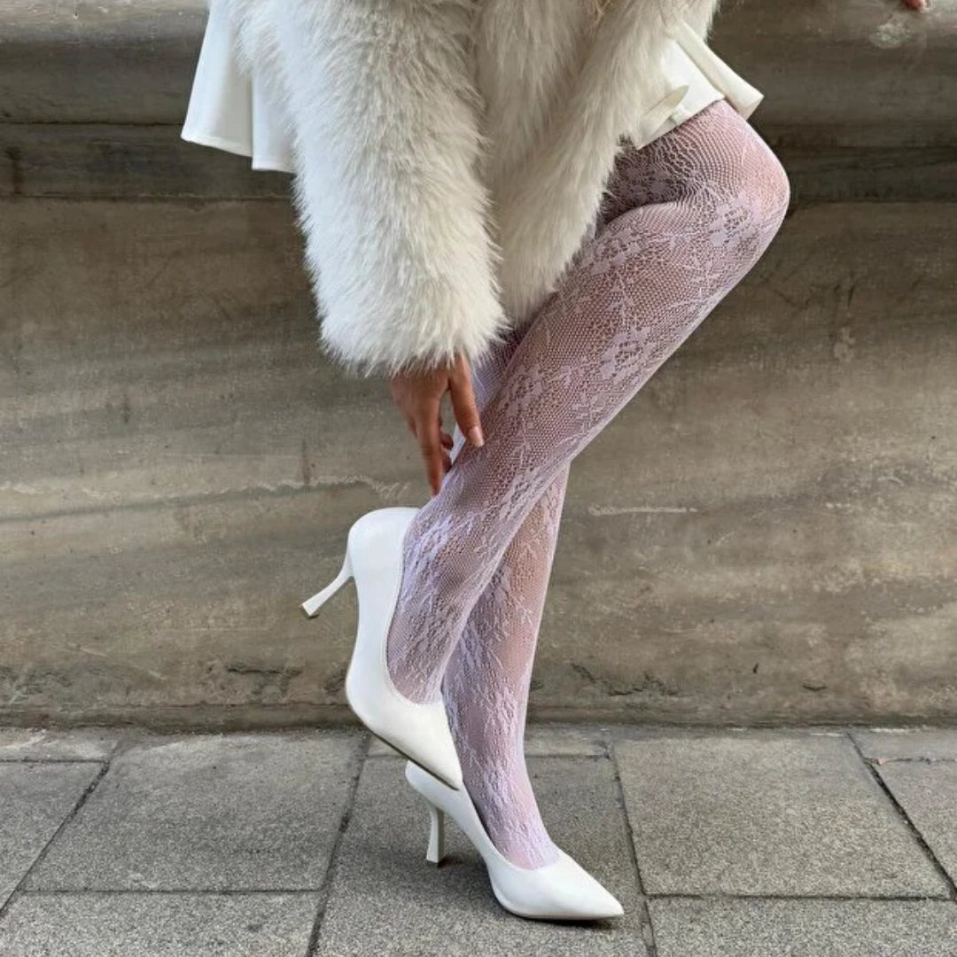 Zumoskin™ Gül Desenli Külotlu Çorap